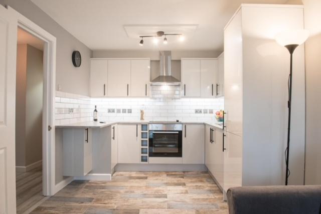 Finchley Contemporary 2 Bed Apartment + Parking Hendon Eksteriør billede